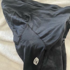 Sugoi bicycle short, large, black.